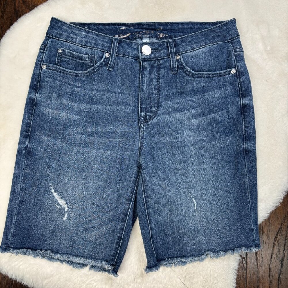 Seven7 Denim Shorts 6 Medium Wash Denim Distressed Raw Hem Women's